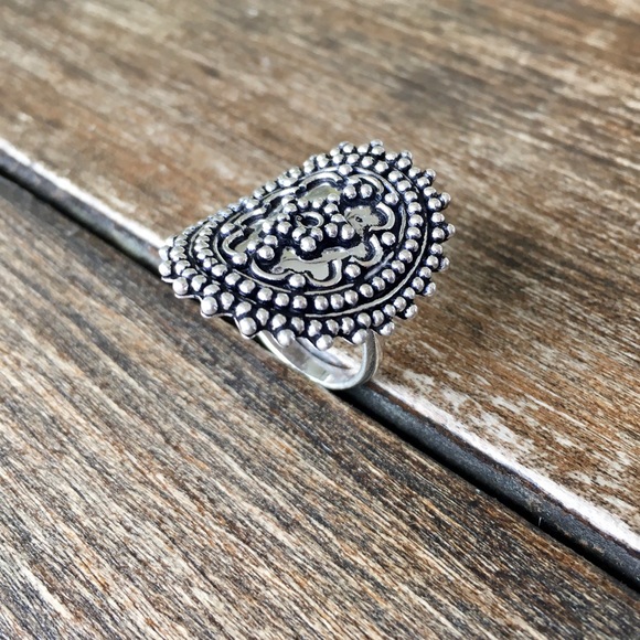 Anthropologie Large Tibetan Silver Statement Ring - Picture 9 of 15